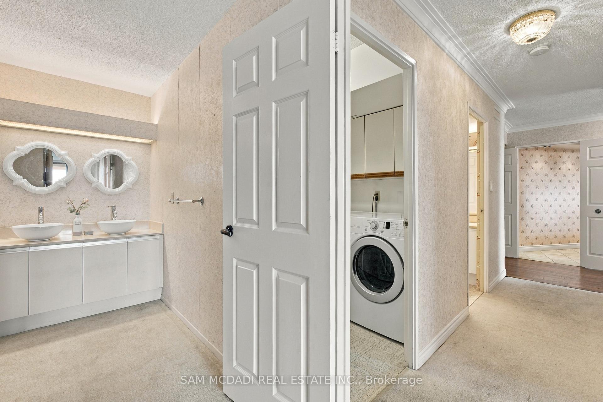 Photo 20 of Unit 2009, 2000 Islington Avenue, Etobicoke, Kingsview Village-The Westway — HOMEH