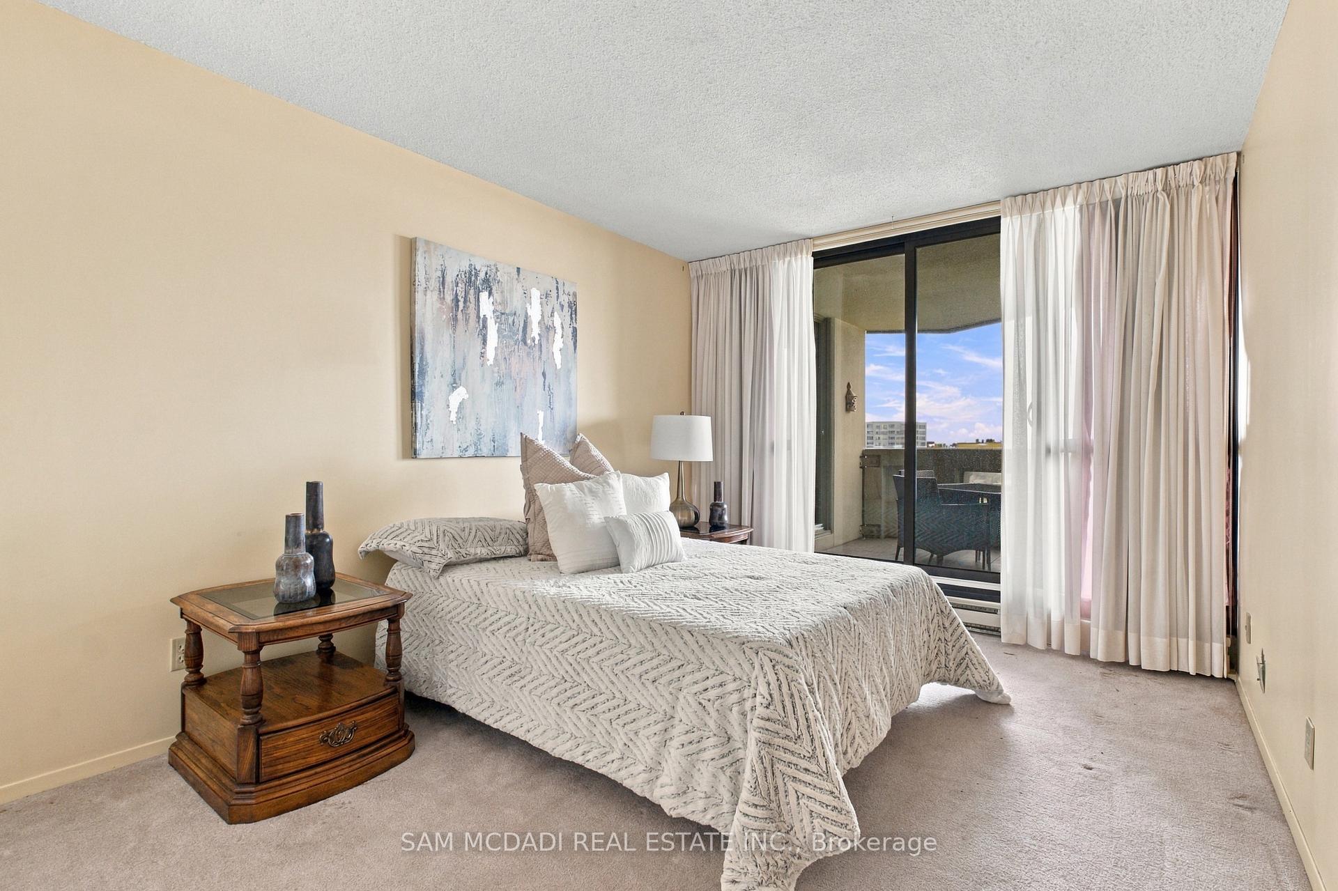Photo 21 of Unit 2009, 2000 Islington Avenue, Etobicoke, Kingsview Village-The Westway — HOMEH