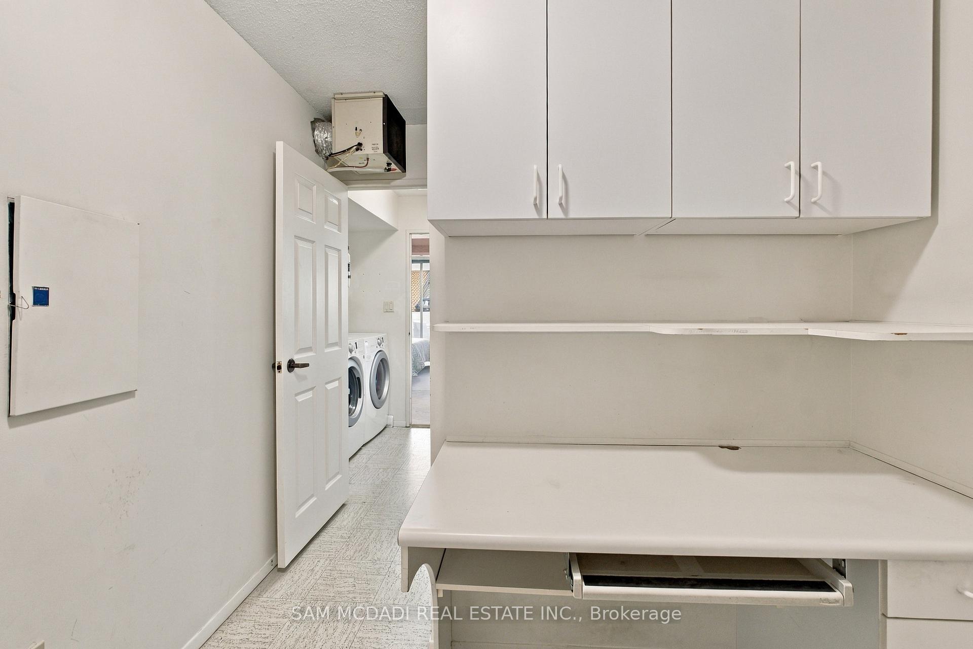 Photo 26 of Unit 2009, 2000 Islington Avenue, Etobicoke, Kingsview Village-The Westway — HOMEH