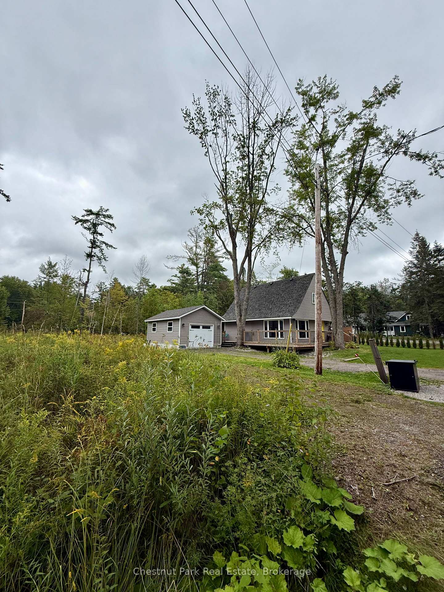 Photo 9 of 1006 Chippawa Avenue, Gravenhurst, Muskoka (S) — HOMEH