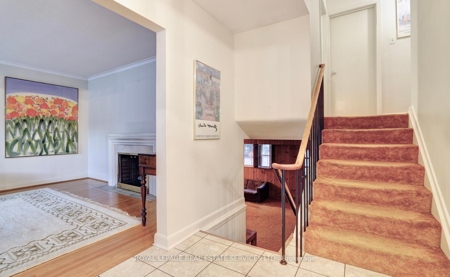 Photo 7 of 19 Prince George Drive, Etobicoke, Princess-Rosethorn — HOMEH