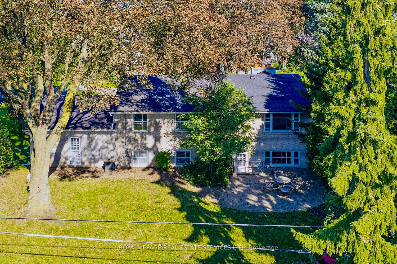 Photo 36 of 19 Prince George Drive, Etobicoke, Princess-Rosethorn — HOMEH