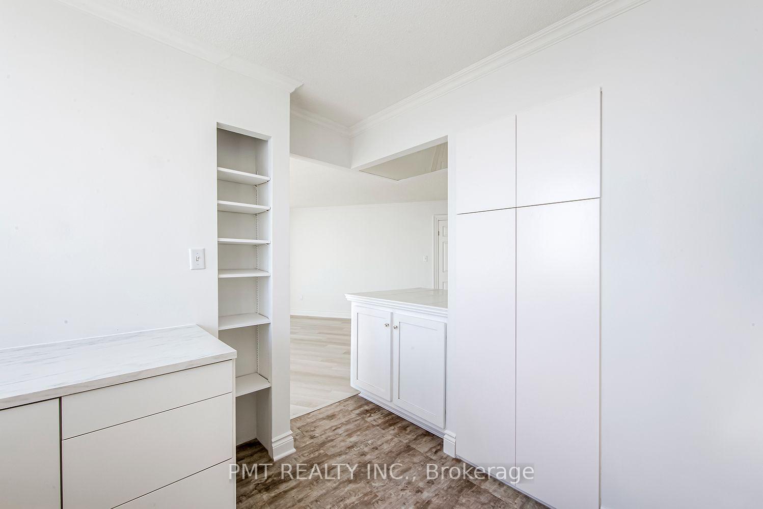 Photo 10 of Unit 1502, 270 Queens Quay W, Toronto, Waterfront Communities — HOMEH
