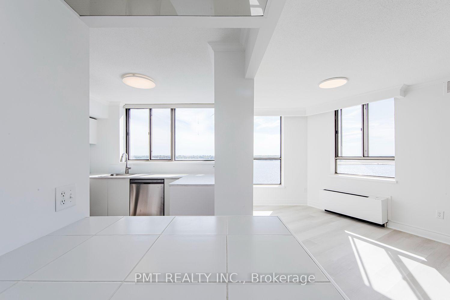 Photo 11 of Unit 1502, 270 Queens Quay W, Toronto, Waterfront Communities — HOMEH