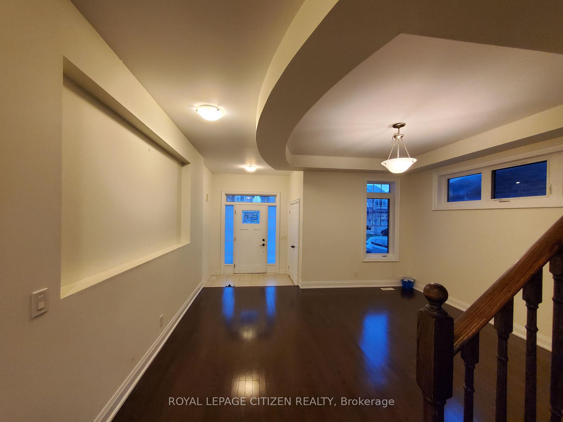Photo 2 of 211 Symington Avenue, Oshawa, Windfields — HOMEH