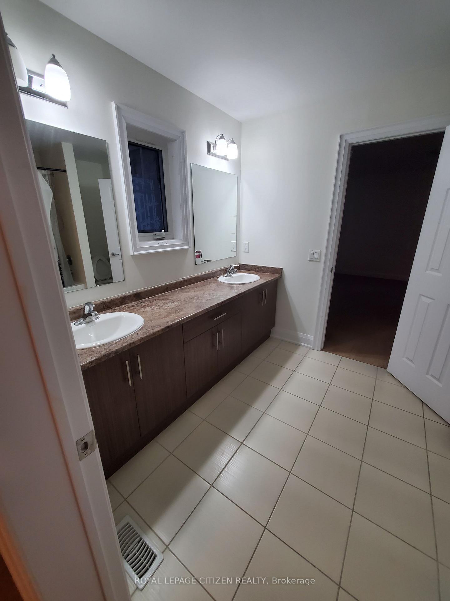 Photo 19 of 211 Symington Avenue, Oshawa, Windfields — HOMEH