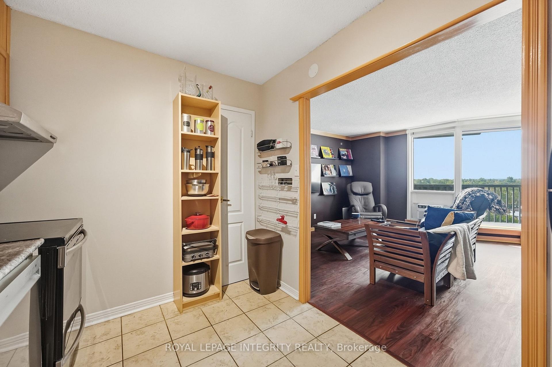 Photo 15 of Unit 806, 900 Dynes Road, Ottawa, Carleton Square — HOMEH