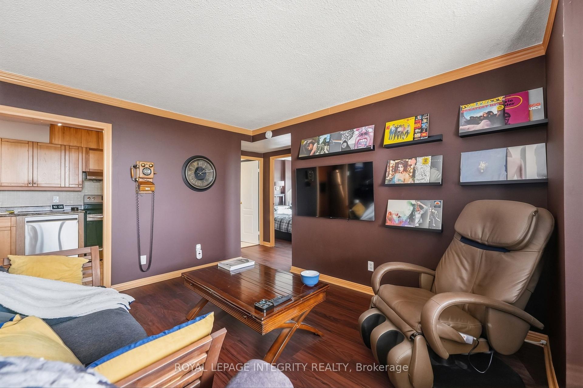 Photo 16 of Unit 806, 900 Dynes Road, Ottawa, Carleton Square — HOMEH