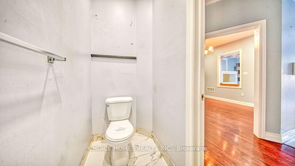 Photo 20 of 27 Savita Road, Brampton, Fletcher's Meadow — HOMEH
