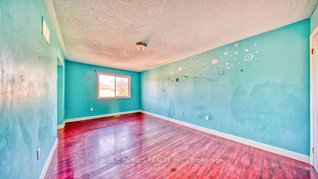 Photo 23 of 27 Savita Road, Brampton, Fletcher's Meadow — HOMEH