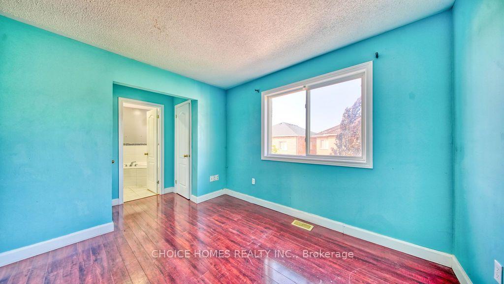 Photo 24 of 27 Savita Road, Brampton, Fletcher's Meadow — HOMEH