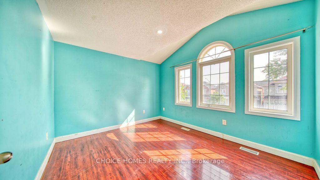 Photo 29 of 27 Savita Road, Brampton, Fletcher's Meadow — HOMEH