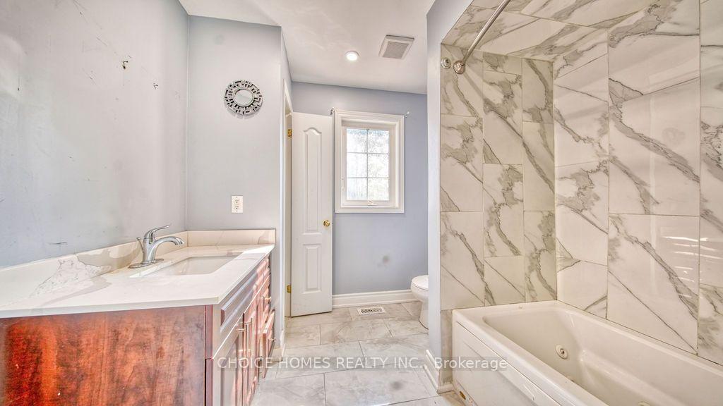 Photo 33 of 27 Savita Road, Brampton, Fletcher's Meadow — HOMEH