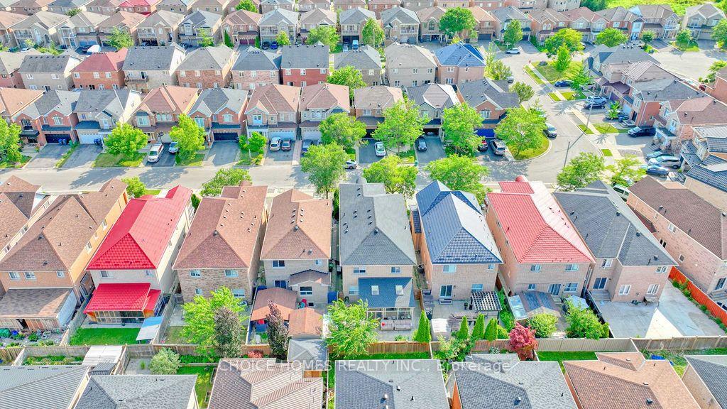 Photo 49 of 27 Savita Road, Brampton, Fletcher's Meadow — HOMEH