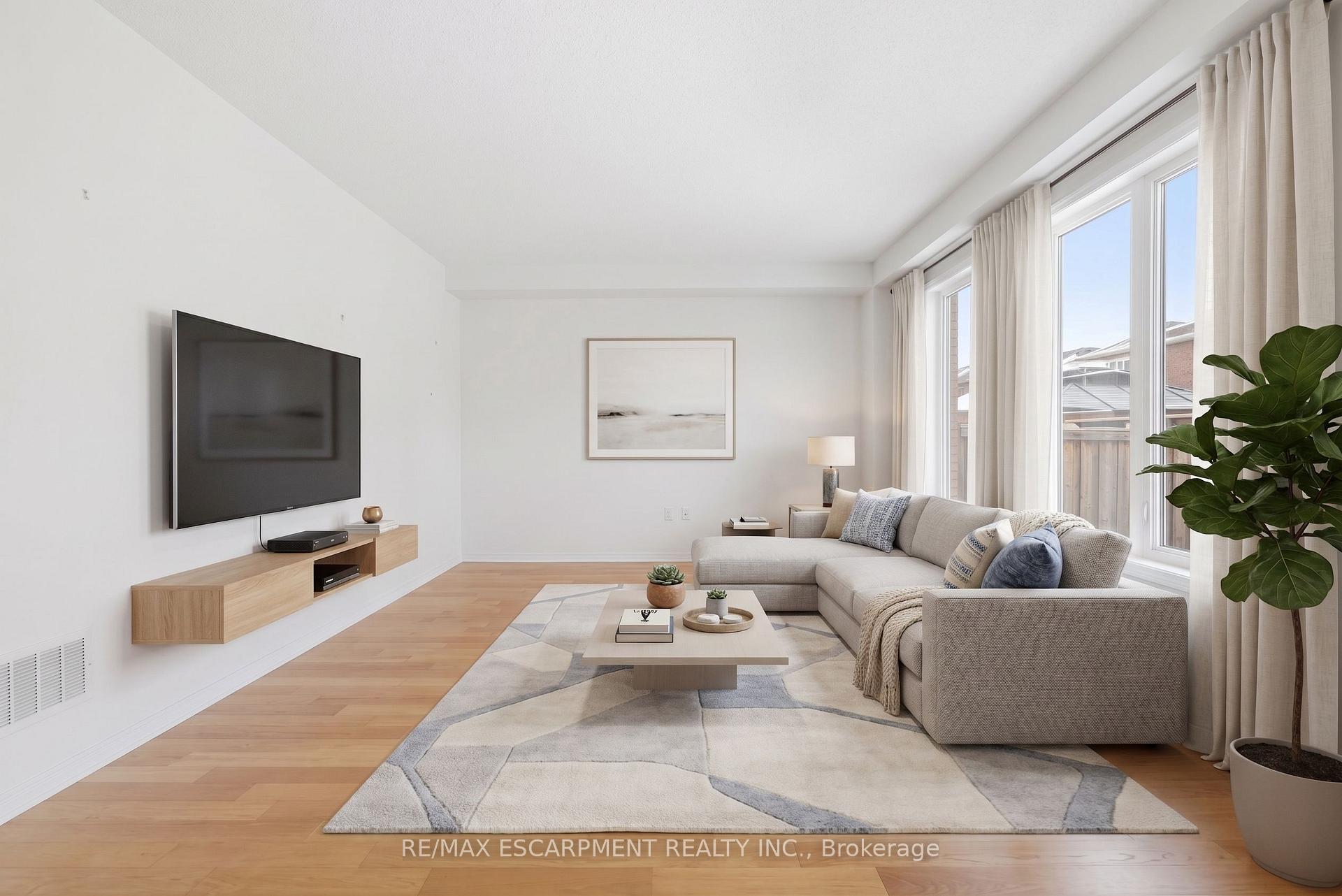 Photo 16 of 35 Royal Coachman Way, Hamilton, Stoney Creek Mountain — HOMEH