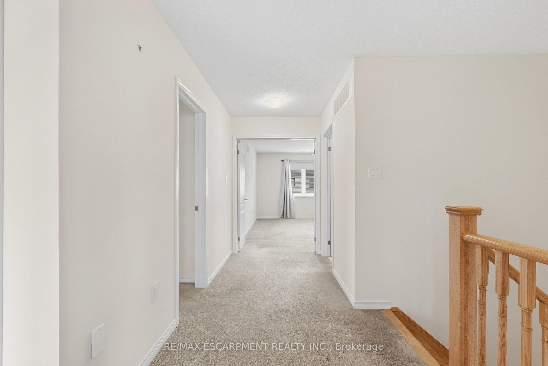 Photo 24 of 35 Royal Coachman Way, Hamilton, Stoney Creek Mountain — HOMEH