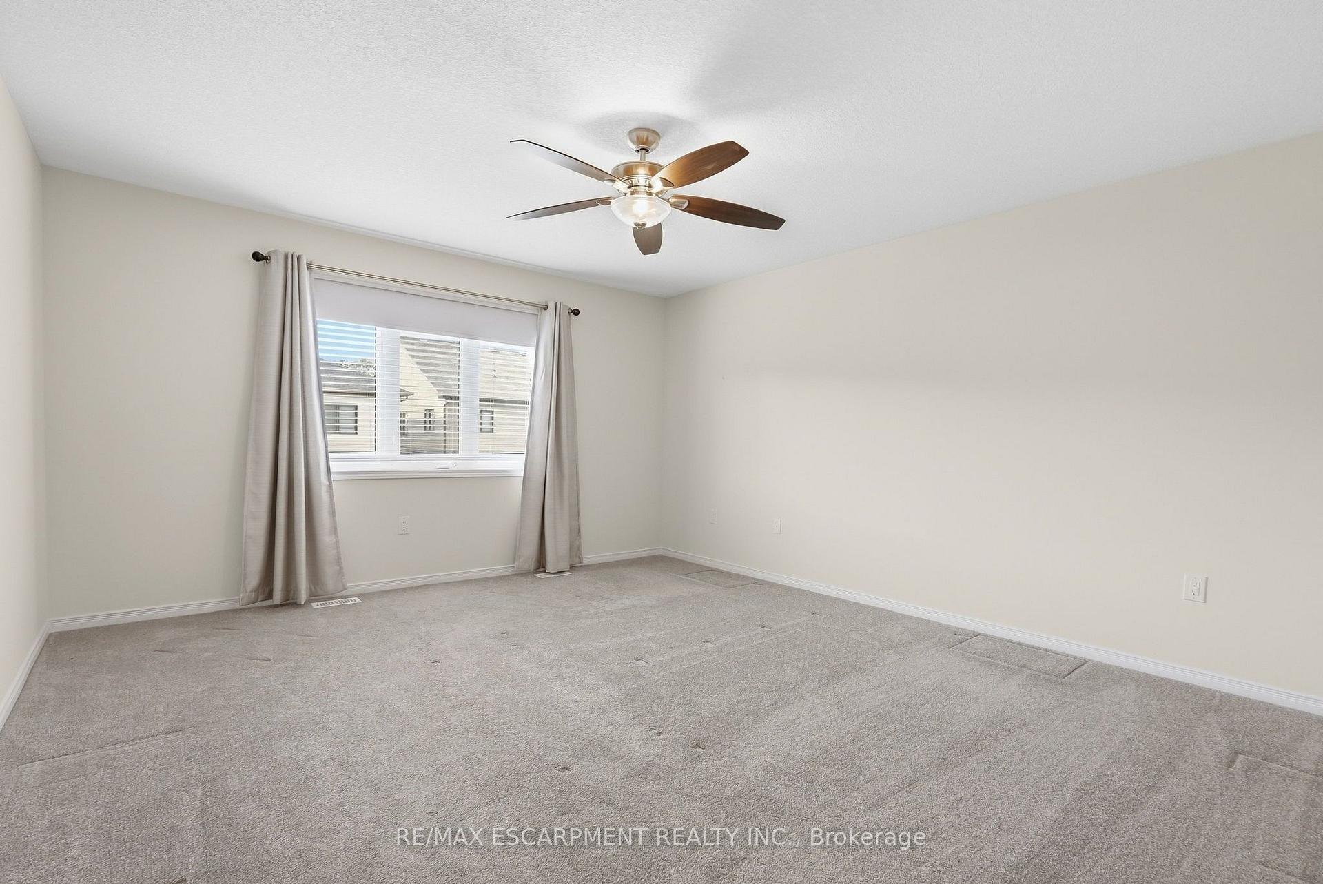 Photo 26 of 35 Royal Coachman Way, Hamilton, Stoney Creek Mountain — HOMEH