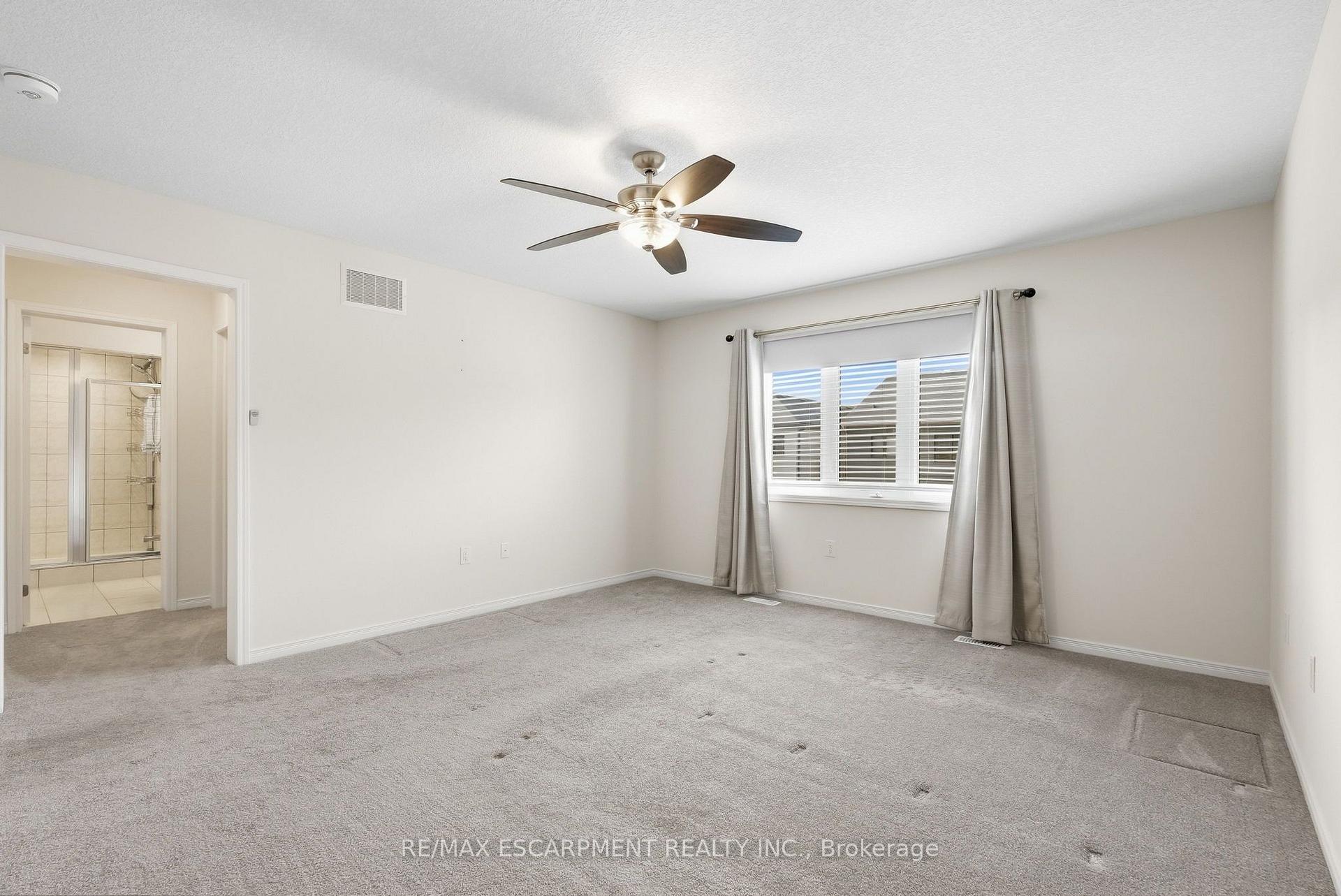 Photo 27 of 35 Royal Coachman Way, Hamilton, Stoney Creek Mountain — HOMEH
