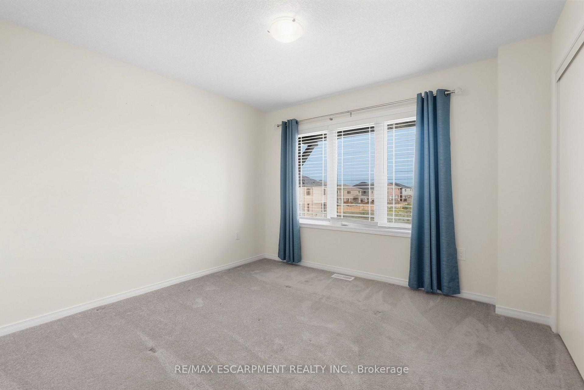 Photo 38 of 35 Royal Coachman Way, Hamilton, Stoney Creek Mountain — HOMEH