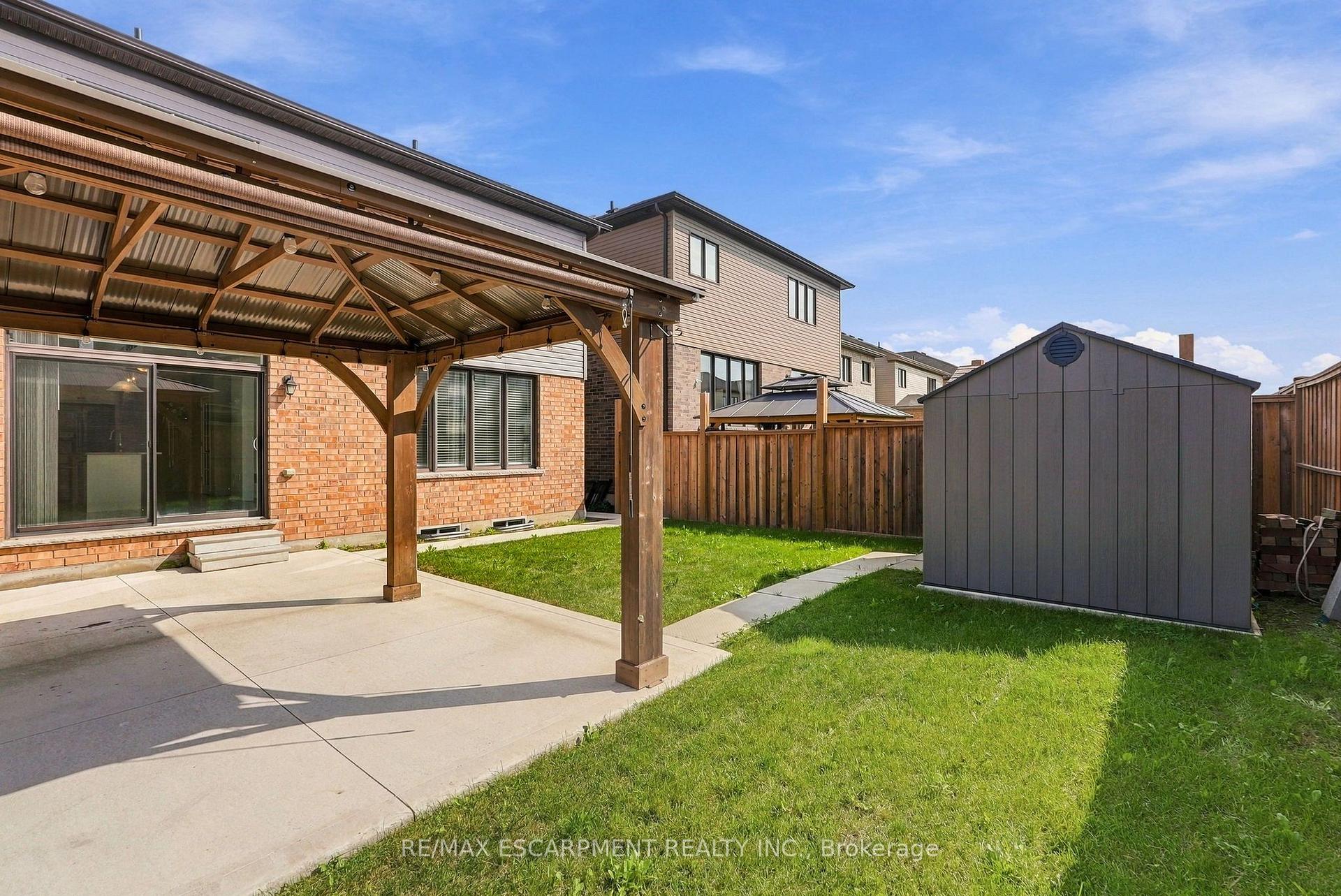 Photo 47 of 35 Royal Coachman Way, Hamilton, Stoney Creek Mountain — HOMEH