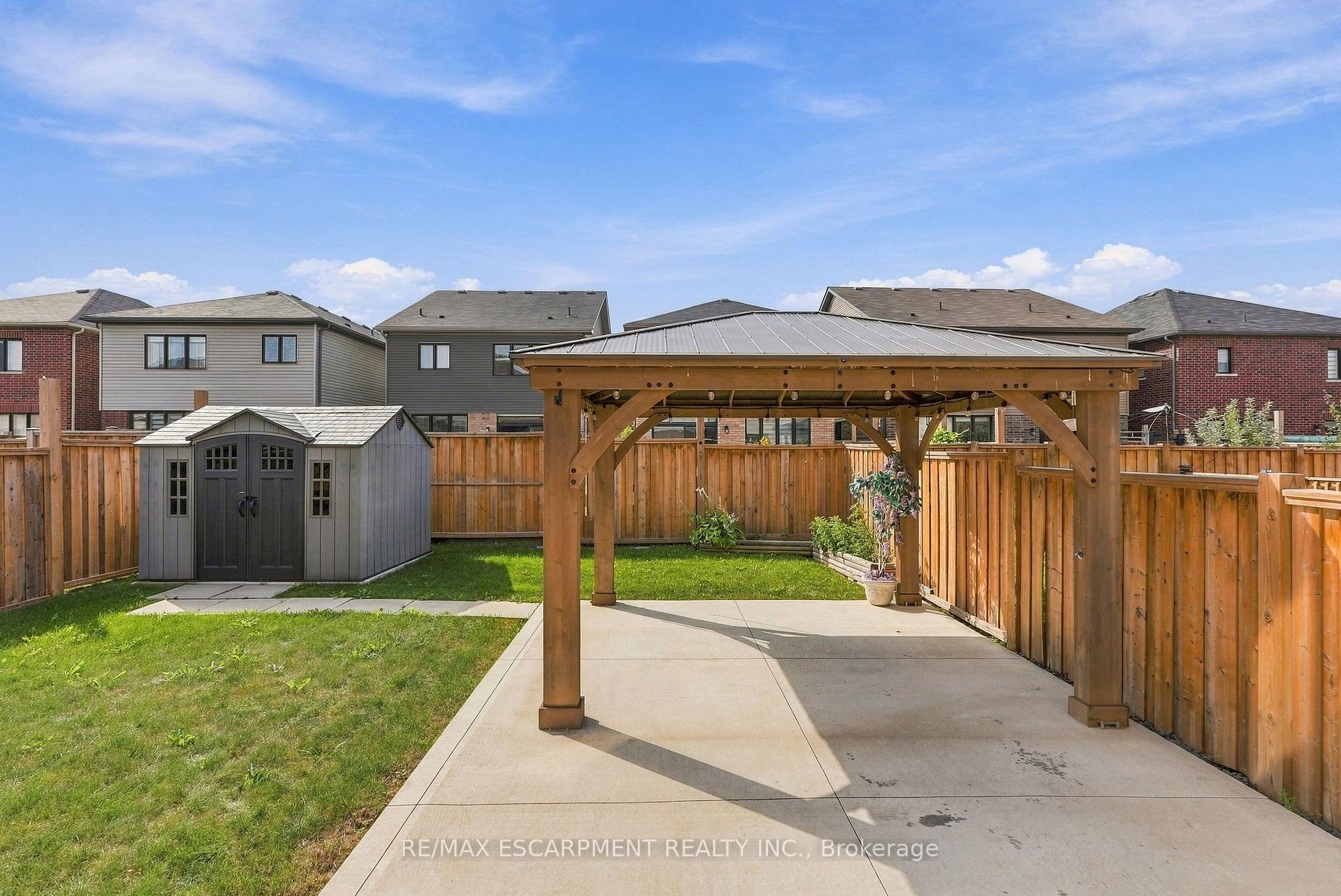 Photo 48 of 35 Royal Coachman Way, Hamilton, Stoney Creek Mountain — HOMEH