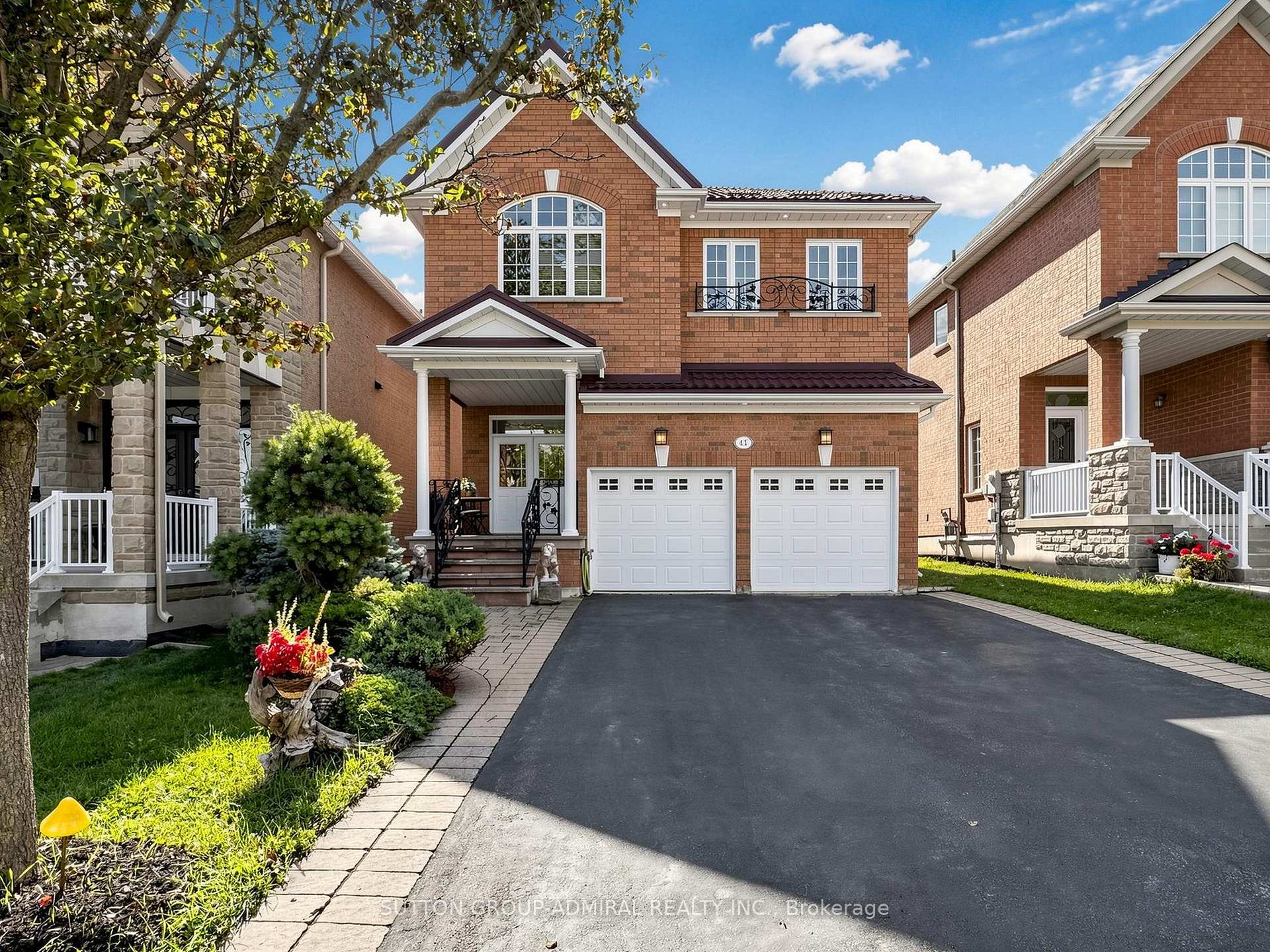 Photo 3 of 41 Ravel Drive, Vaughan, Patterson — HOMEH