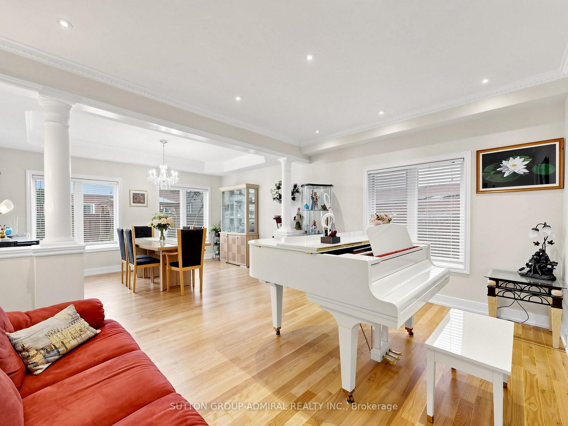 Photo 10 of 41 Ravel Drive, Vaughan, Patterson — HOMEH