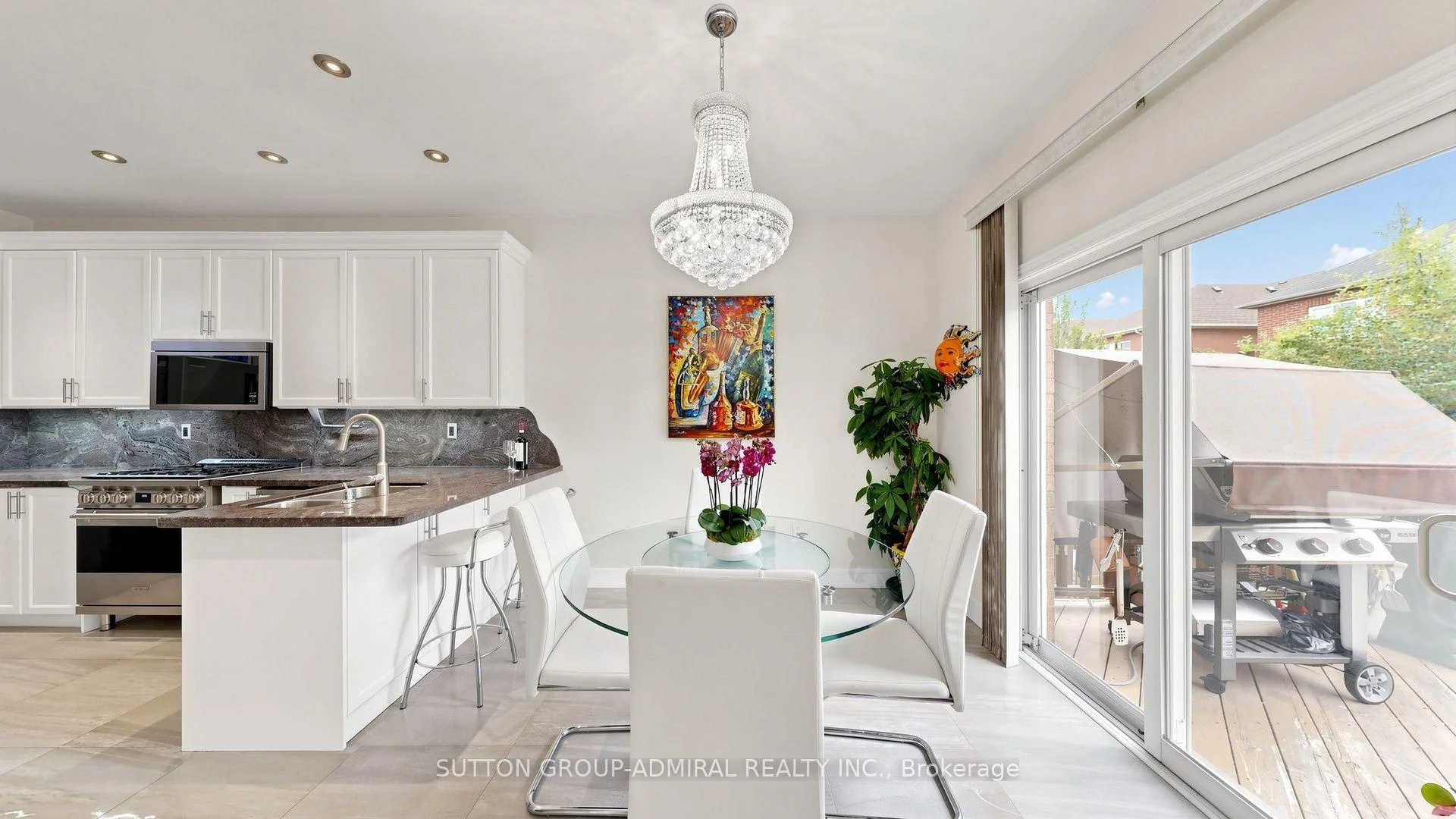Photo 32 of 41 Ravel Drive, Vaughan, Patterson — HOMEH