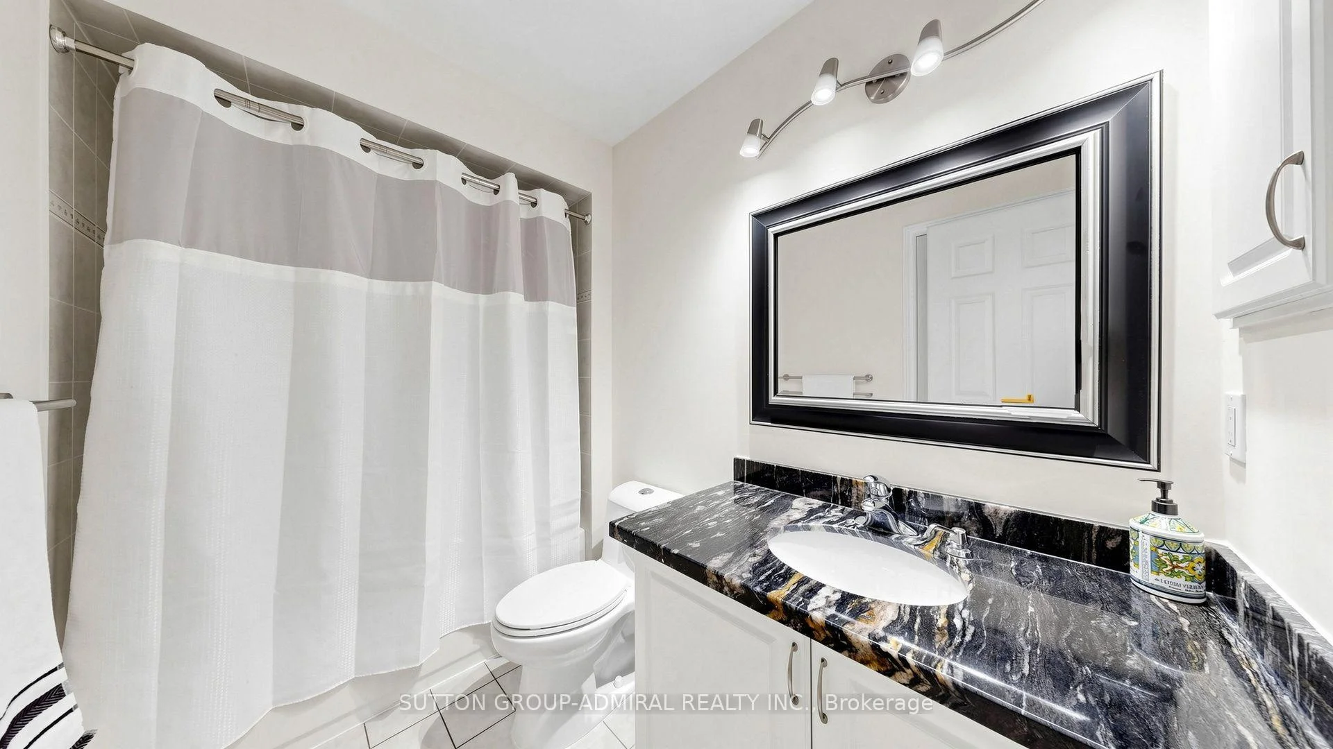 Photo 72 of 41 Ravel Drive, Vaughan, Patterson — HOMEH