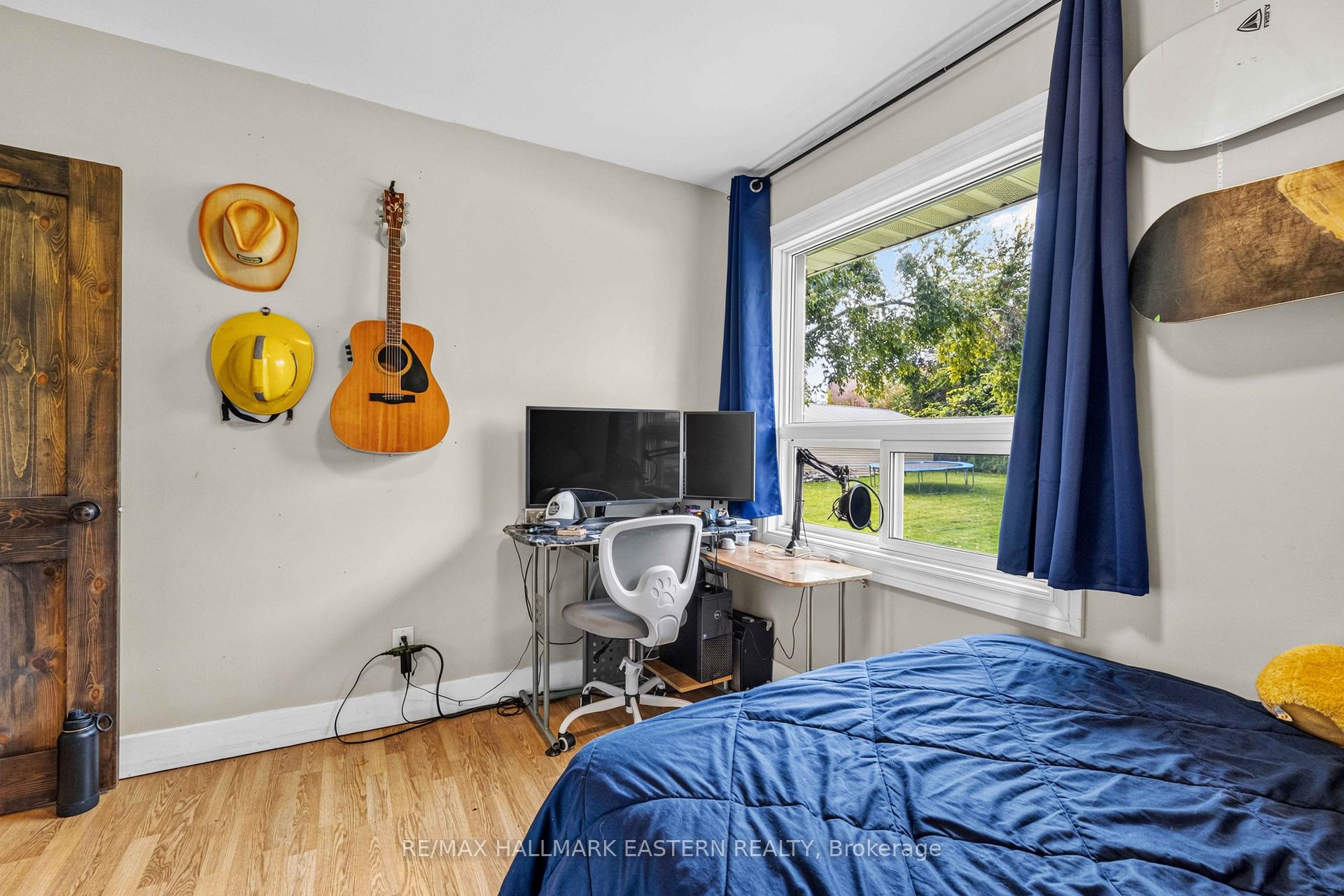 Photo 18 of 917 Webber Avenue, Peterborough, Otonabee Ward 1 — HOMEH
