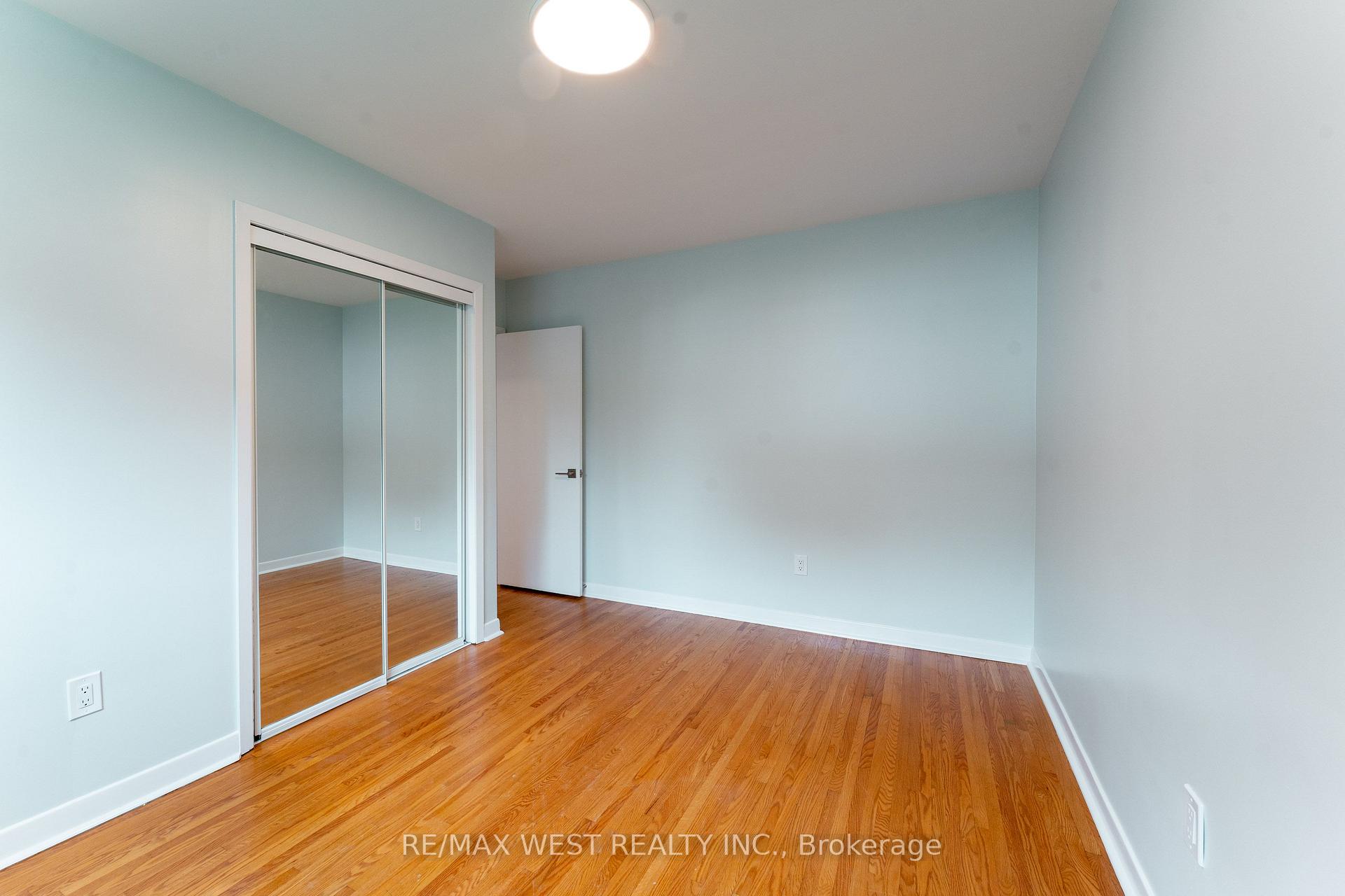 Photo 22 of 203 Lupin Drive, Whitby, Downtown Whitby — HOMEH