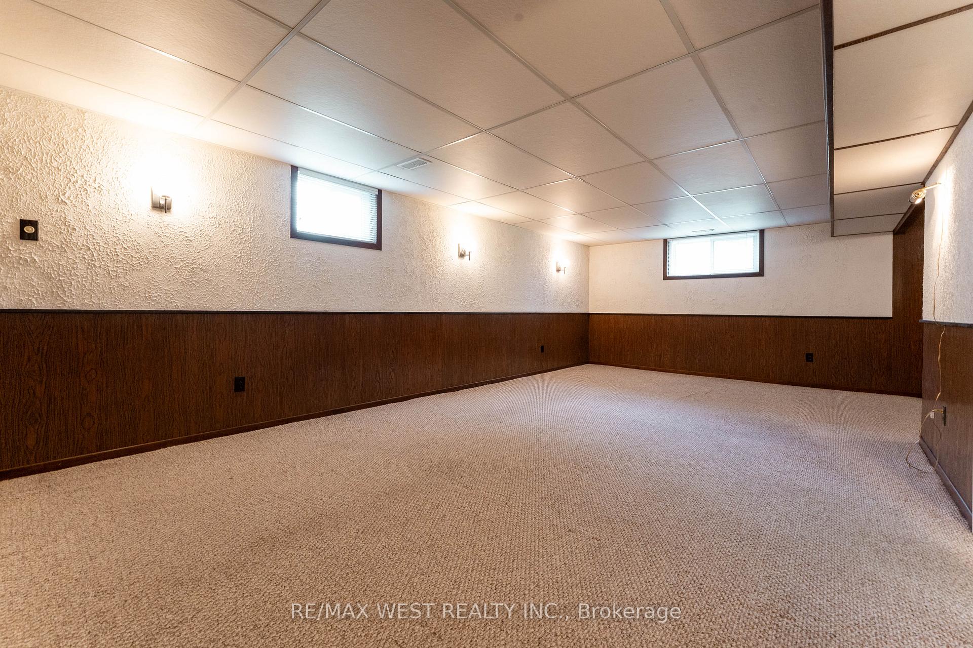 Photo 29 of 203 Lupin Drive, Whitby, Downtown Whitby — HOMEH