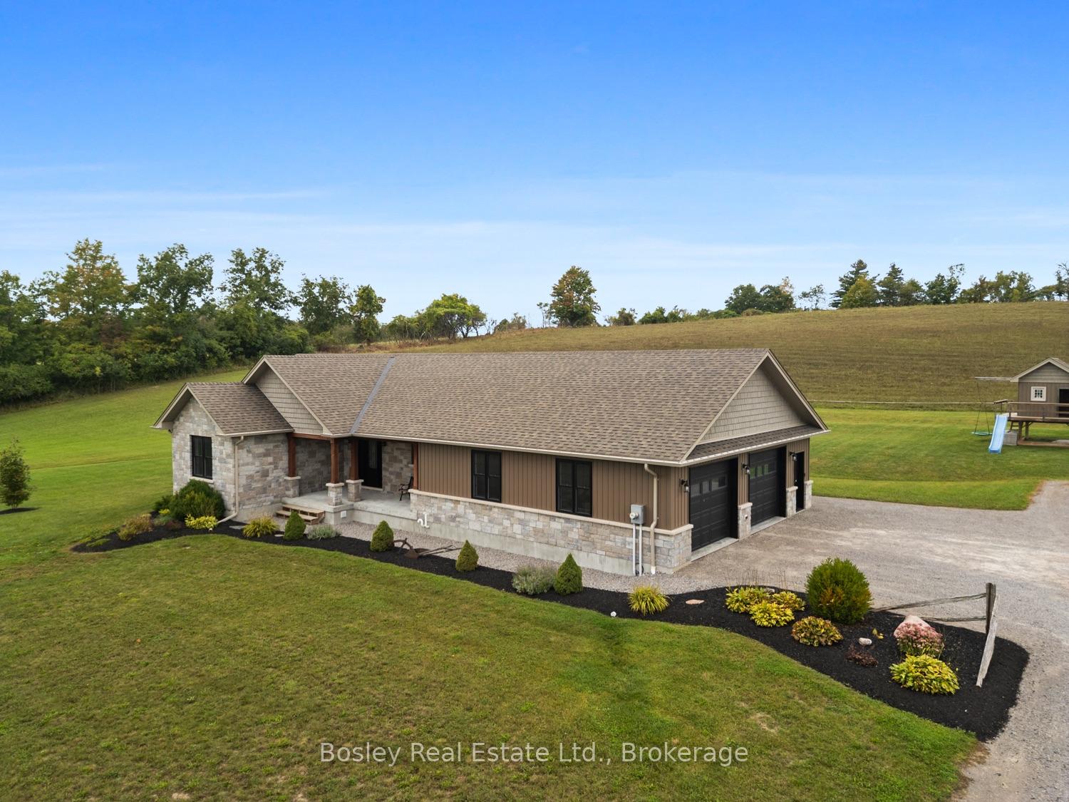 Photo 2 of 494 Pinegrove Road, Cramahe, Castleton — HOMEH