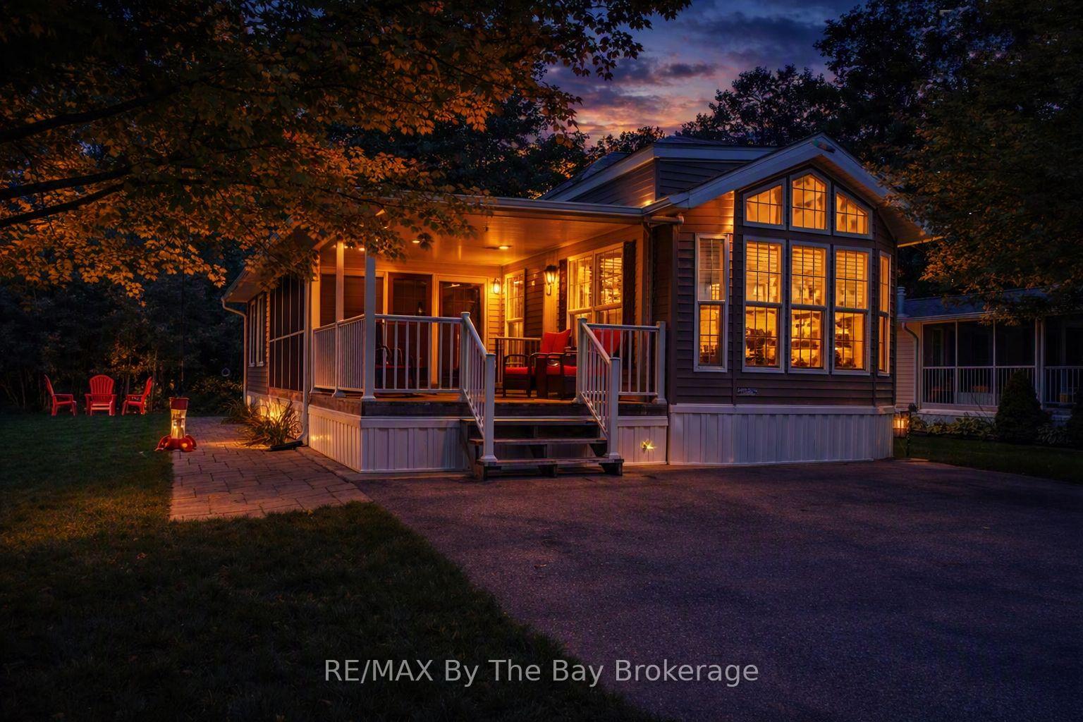 Photo 24 of 107 Madawaska Trail, Wasaga Beach — HOMEH