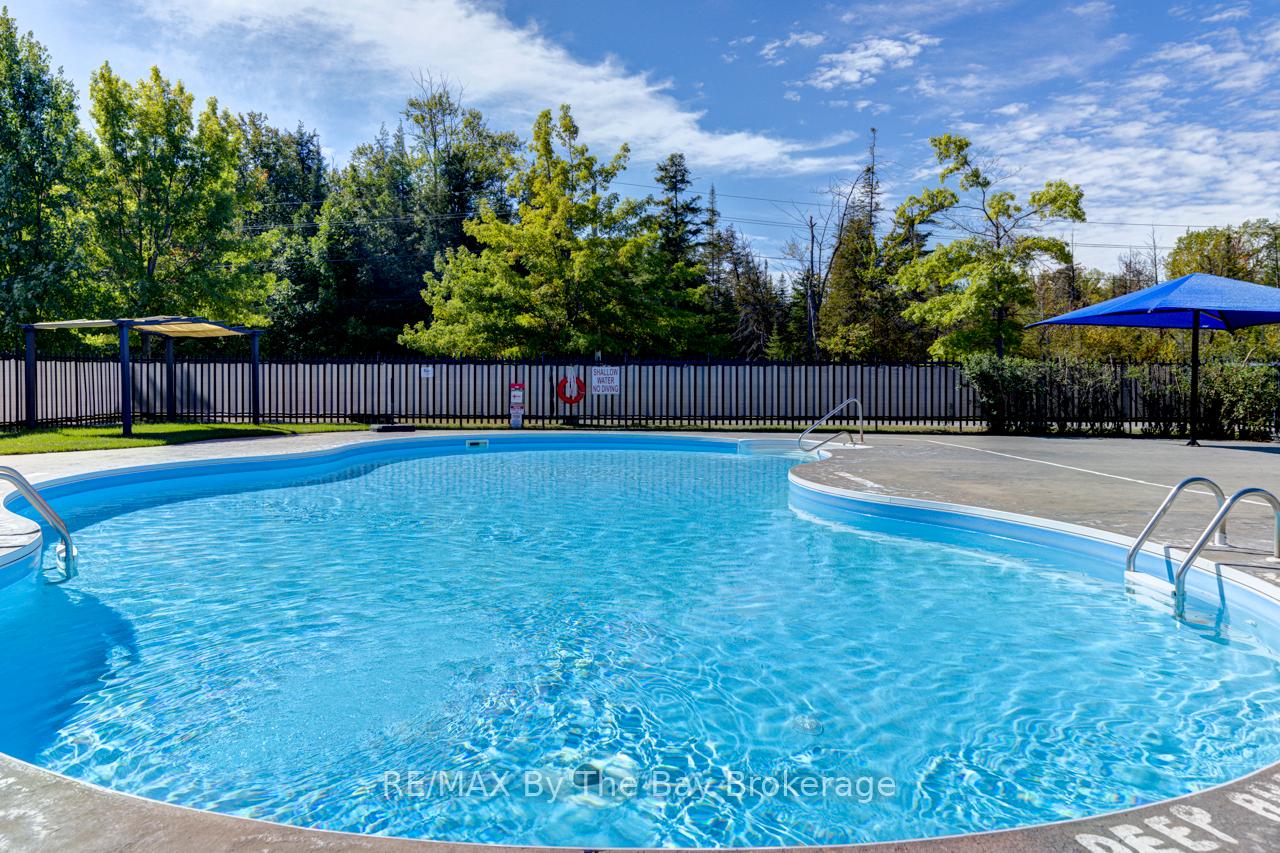 Photo 29 of 107 Madawaska Trail, Wasaga Beach — HOMEH