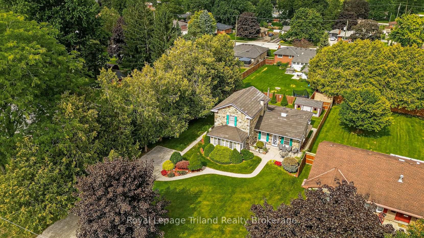 Photo 2 of 184 Washington Street, Zorra, Thamesford — HOMEH