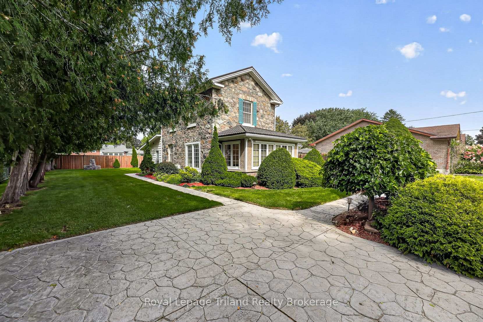 Photo 7 of 184 Washington Street, Zorra, Thamesford — HOMEH