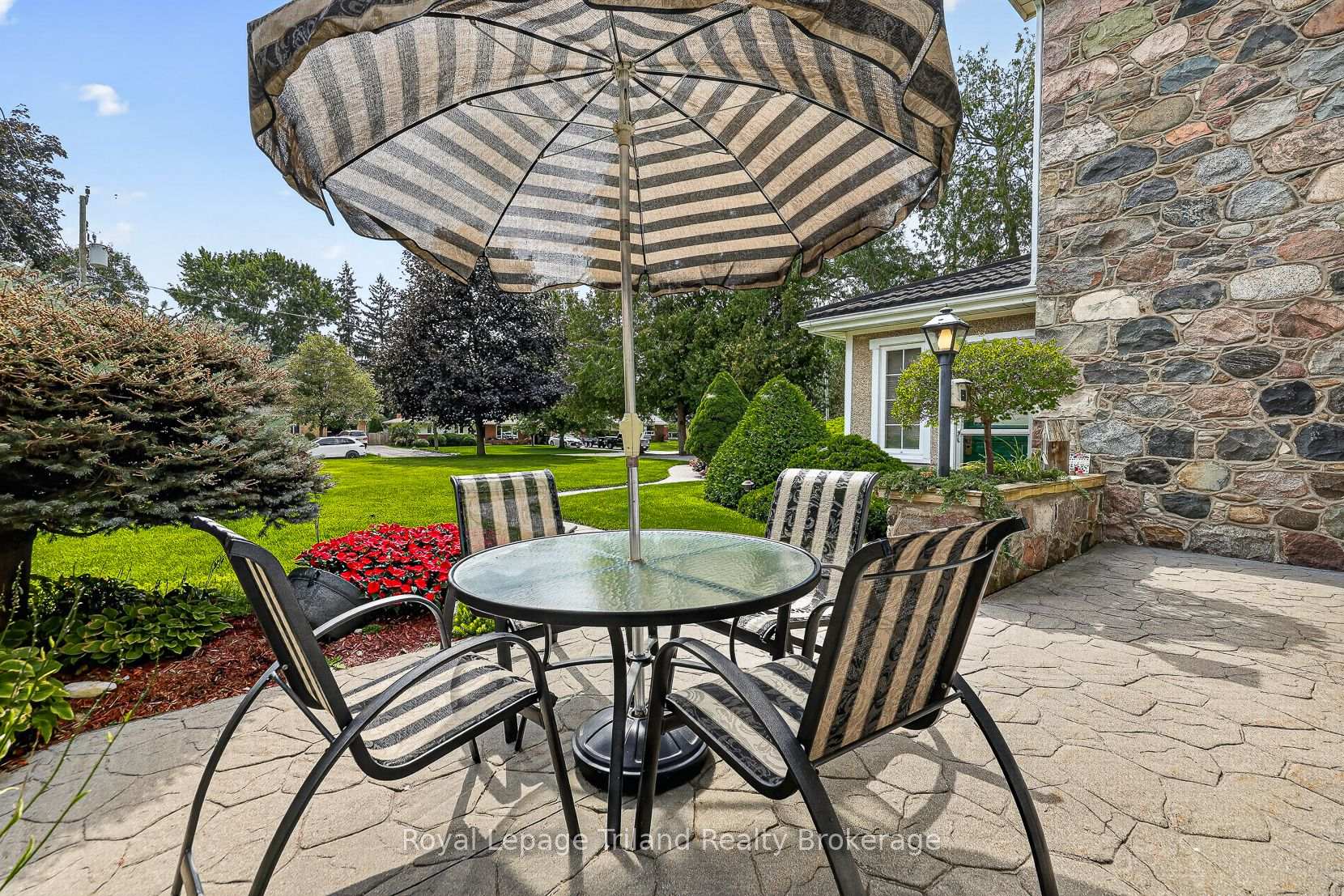 Photo 10 of 184 Washington Street, Zorra, Thamesford — HOMEH