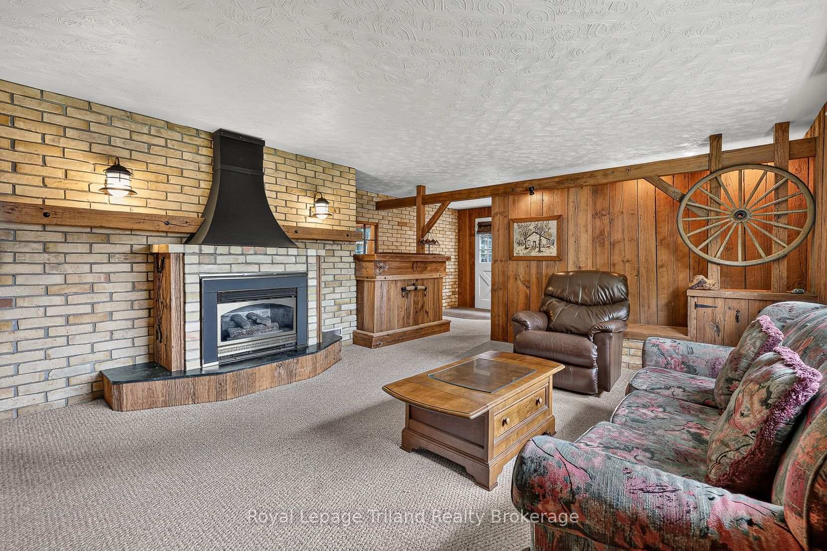 Photo 24 of 184 Washington Street, Zorra, Thamesford — HOMEH