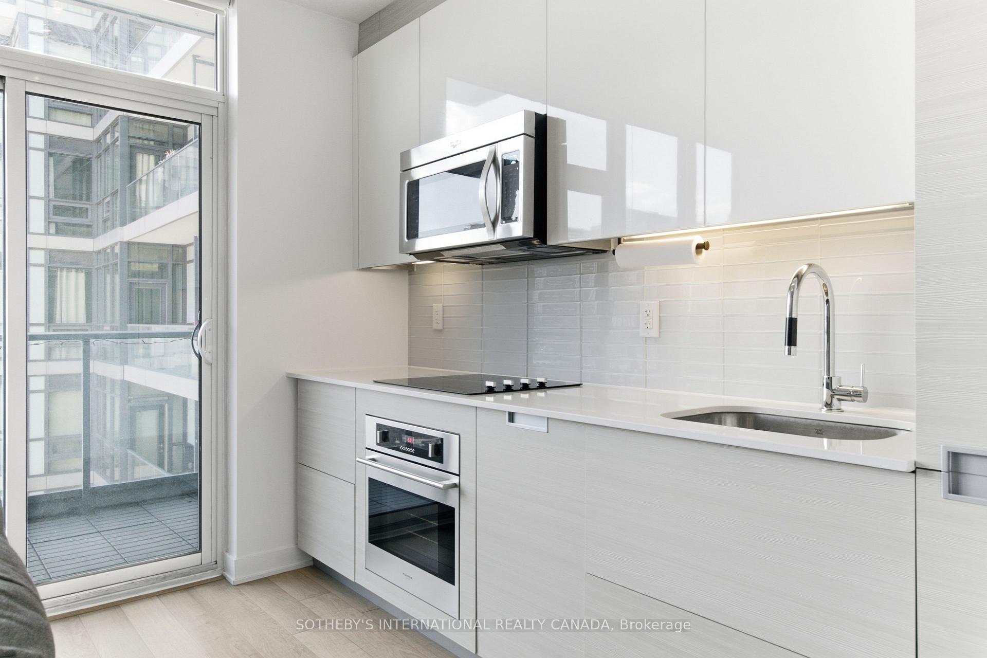 Photo 12 of Unit 1913, 210 Simoce Street, Toronto, Kensington-Chinatown — HOMEH