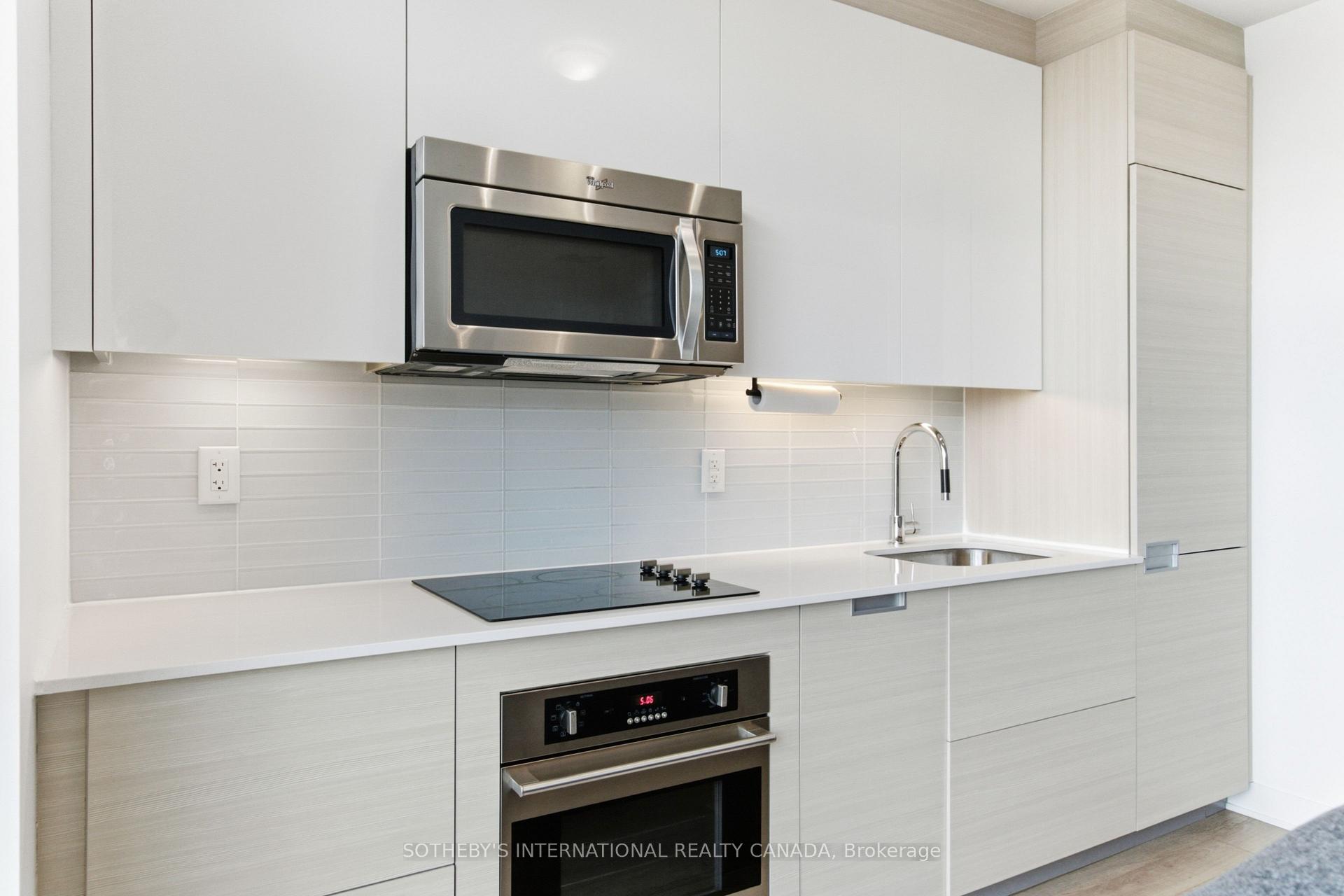 Photo 14 of Unit 1913, 210 Simoce Street, Toronto, Kensington-Chinatown — HOMEH