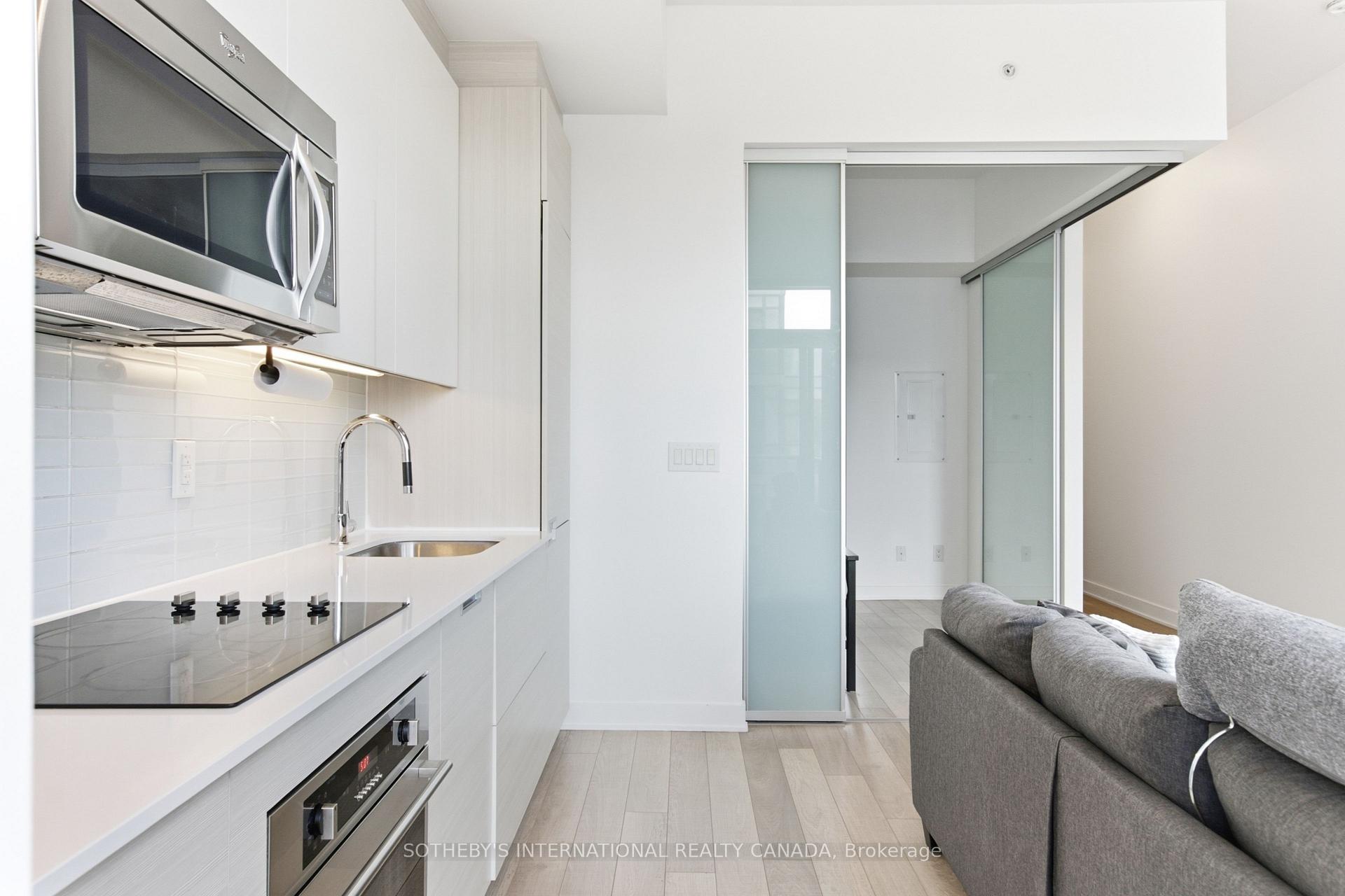 Photo 15 of Unit 1913, 210 Simoce Street, Toronto, Kensington-Chinatown — HOMEH