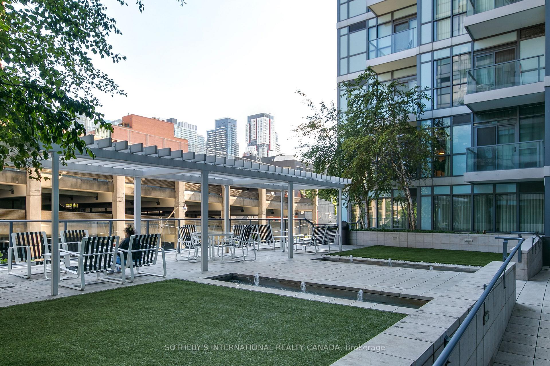 Photo 25 of Unit 1913, 210 Simoce Street, Toronto, Kensington-Chinatown — HOMEH