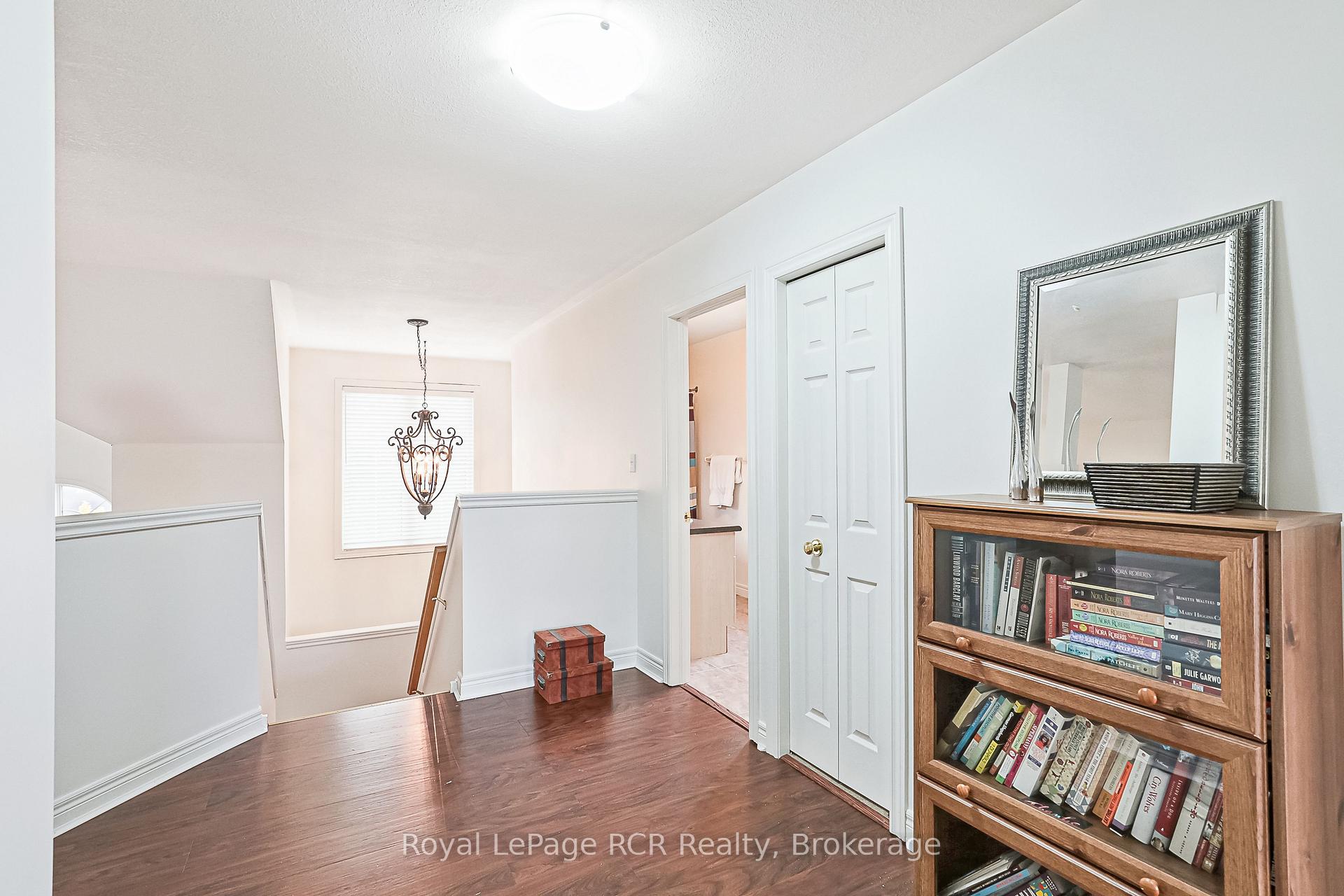 Photo 21 of 23 Marina Crescent, Collingwood — HOMEH