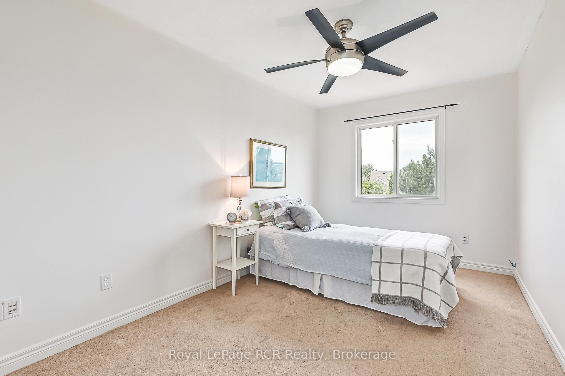 Photo 24 of 23 Marina Crescent, Collingwood — HOMEH