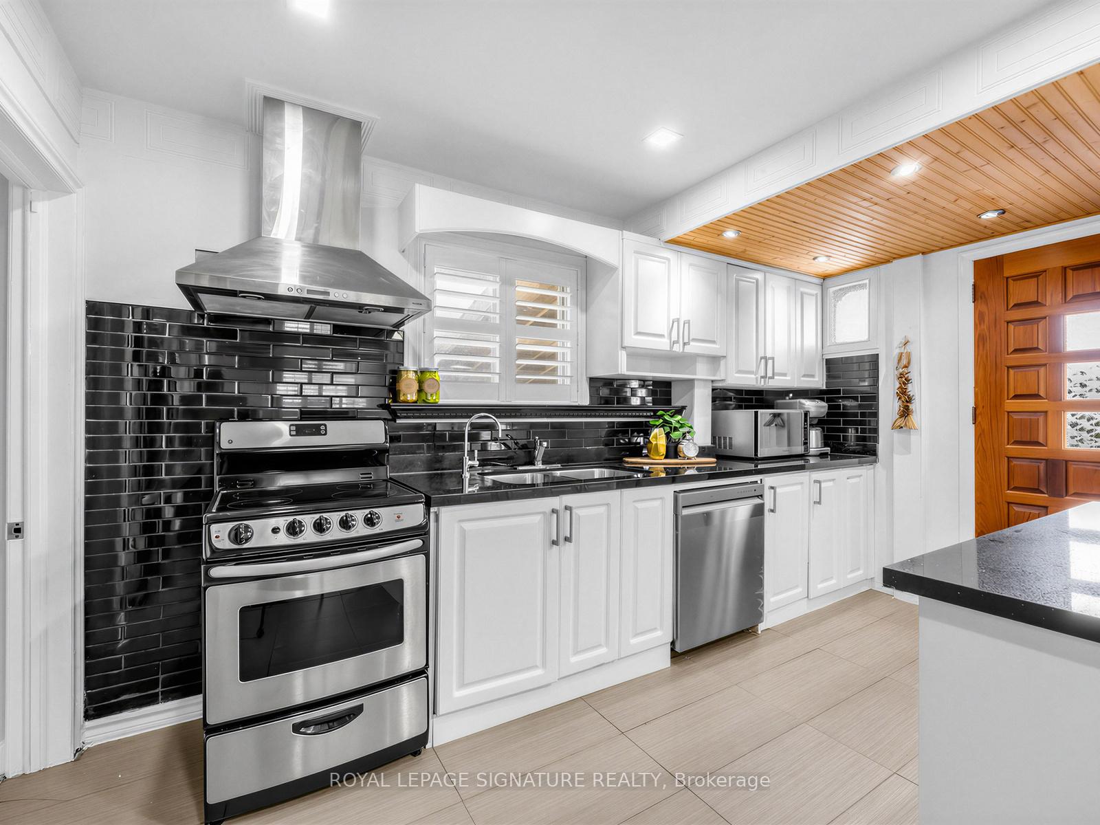 Photo 13 of 67 Ellington Drive, Scarborough, Wexford-Maryvale — HOMEH