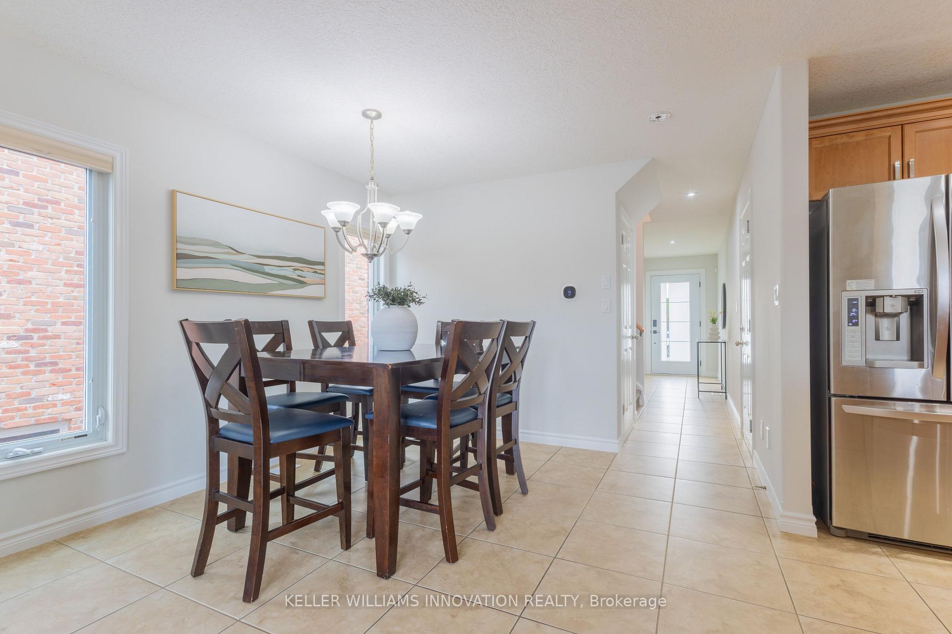 Photo 5 of 178 Huck Crescent, Kitchener, Highland West — HOMEH