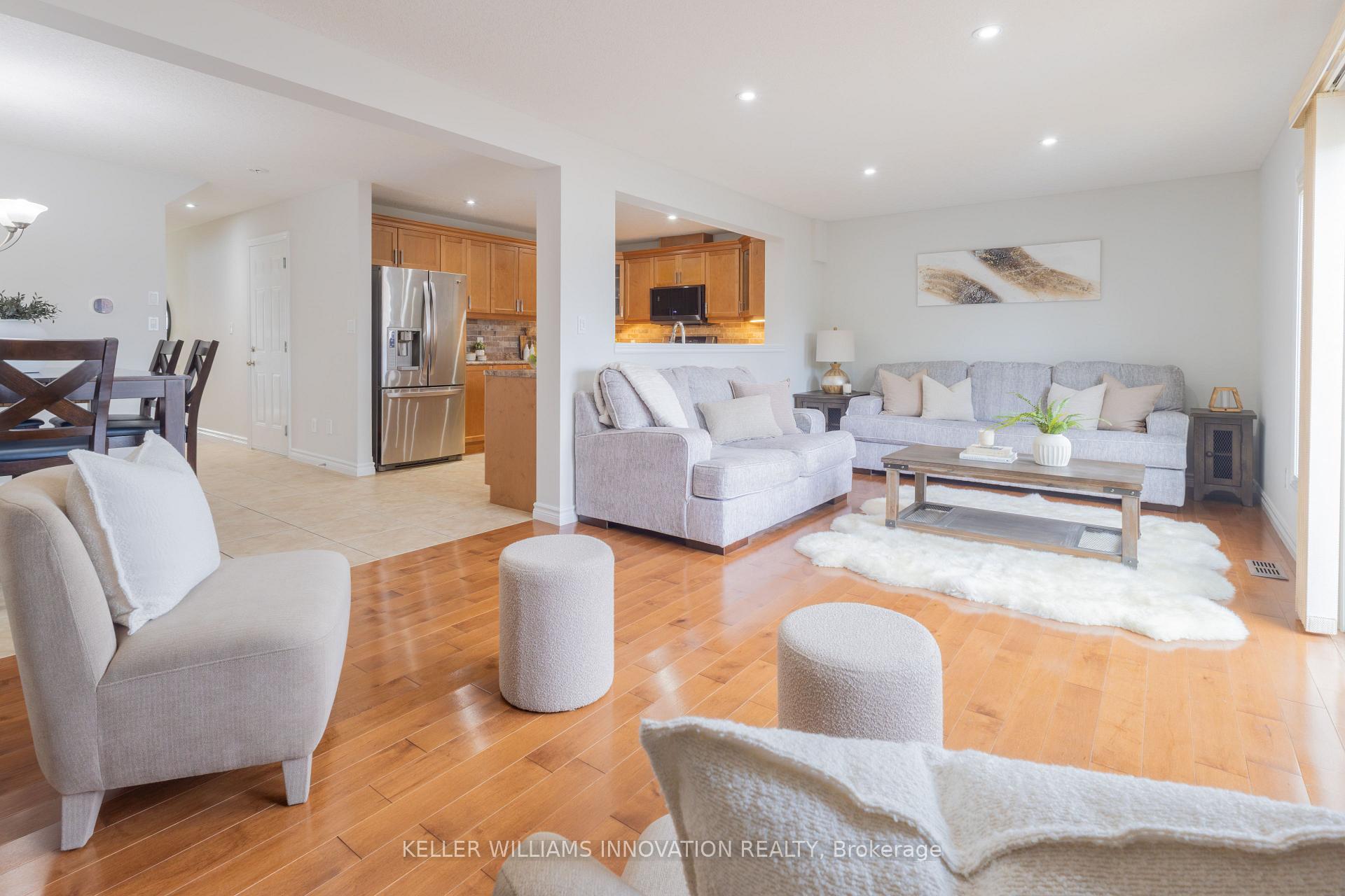 Photo 8 of 178 Huck Crescent, Kitchener, Highland West — HOMEH