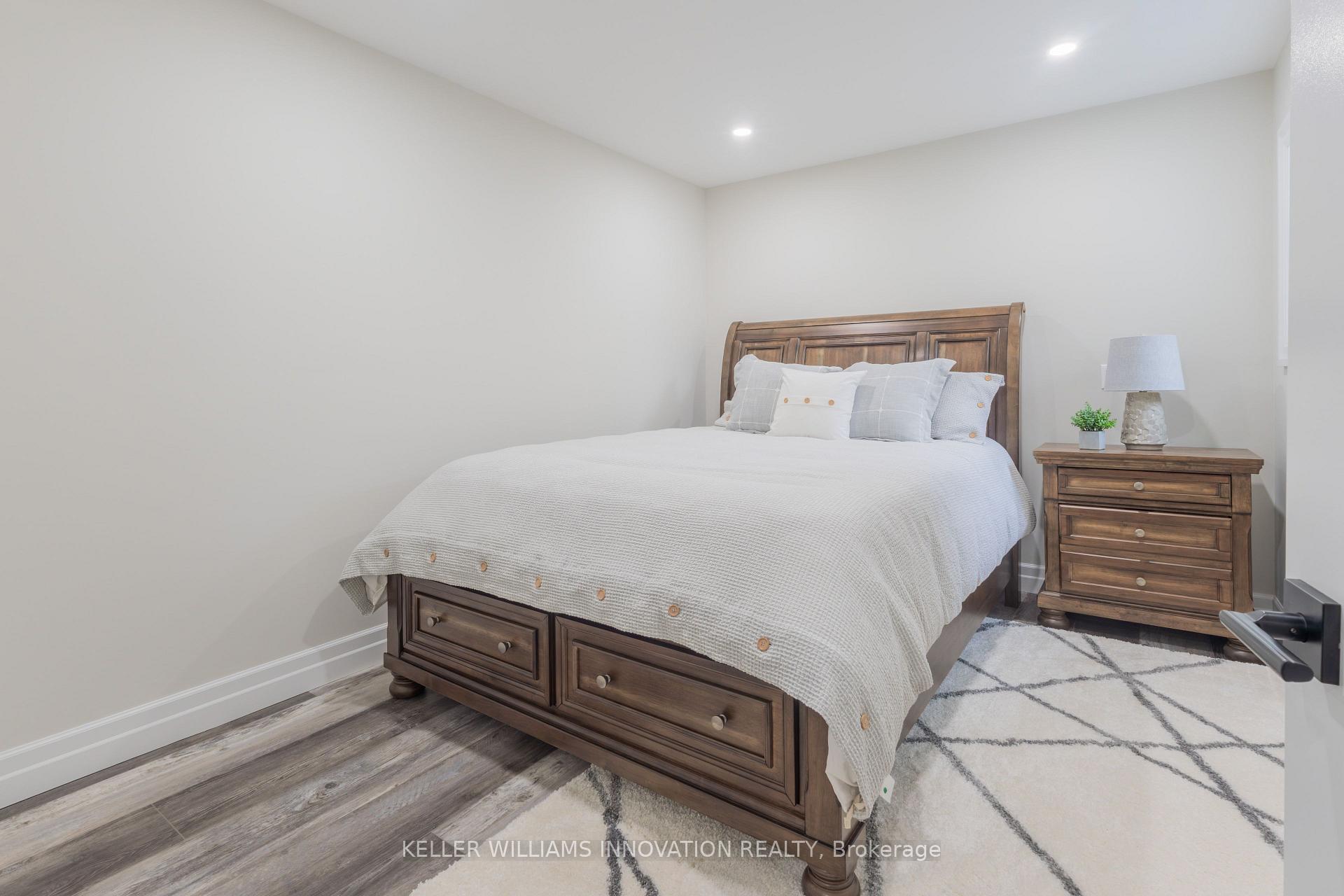 Photo 23 of 178 Huck Crescent, Kitchener, Highland West — HOMEH