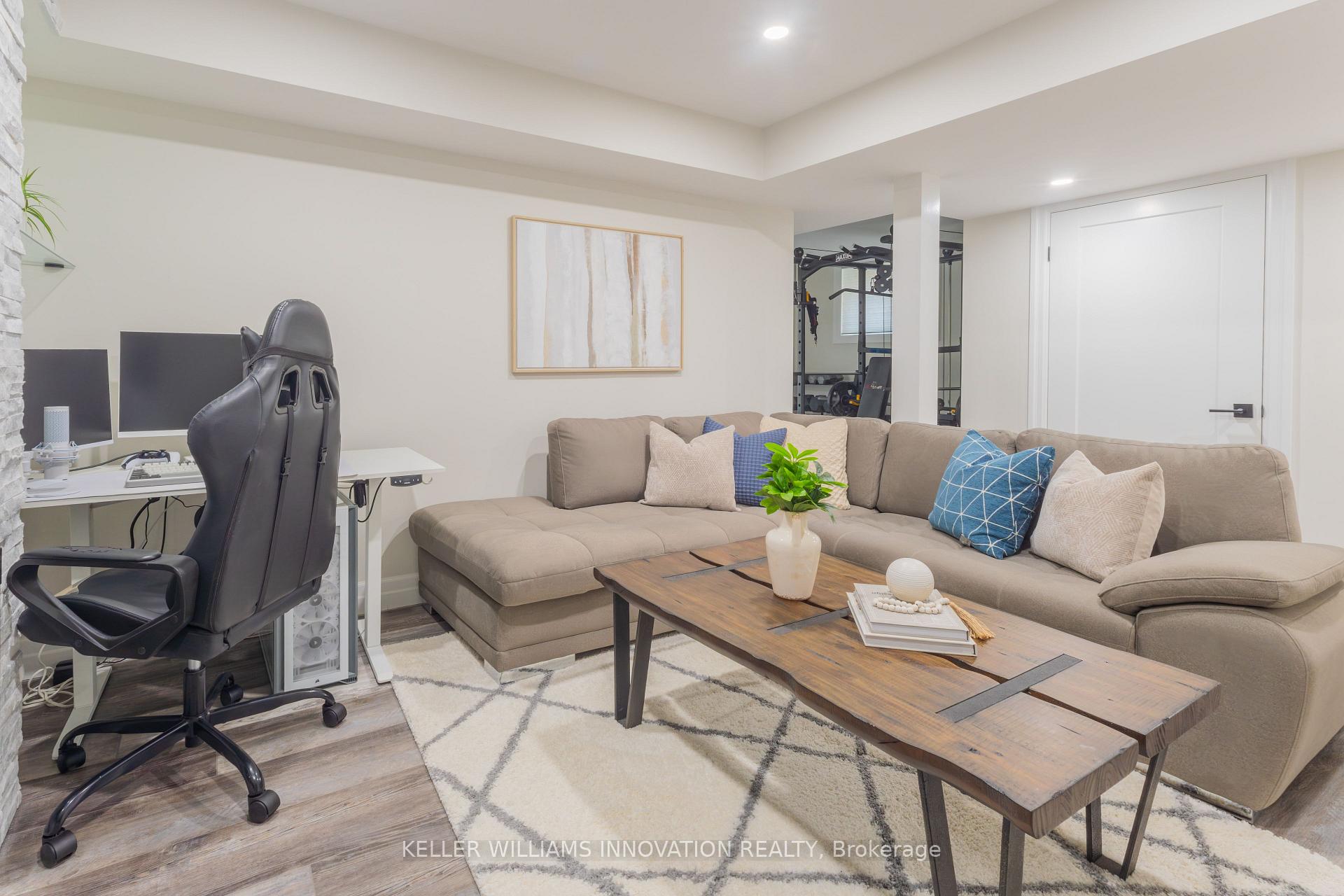 Photo 26 of 178 Huck Crescent, Kitchener, Highland West — HOMEH